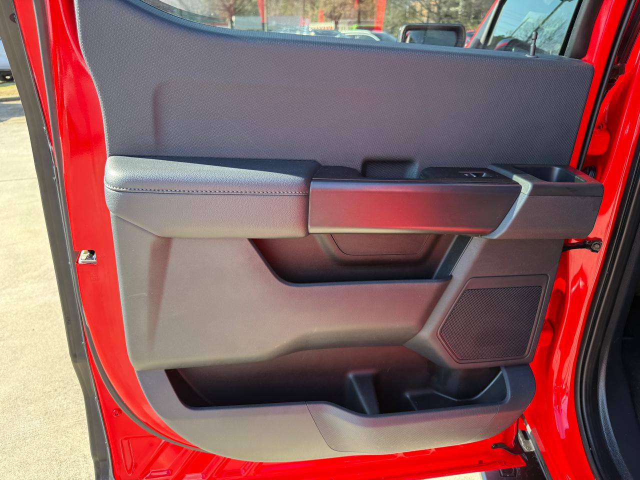 Ford F-150 STX SuperCab 5.5-ft Box 2WD 2022