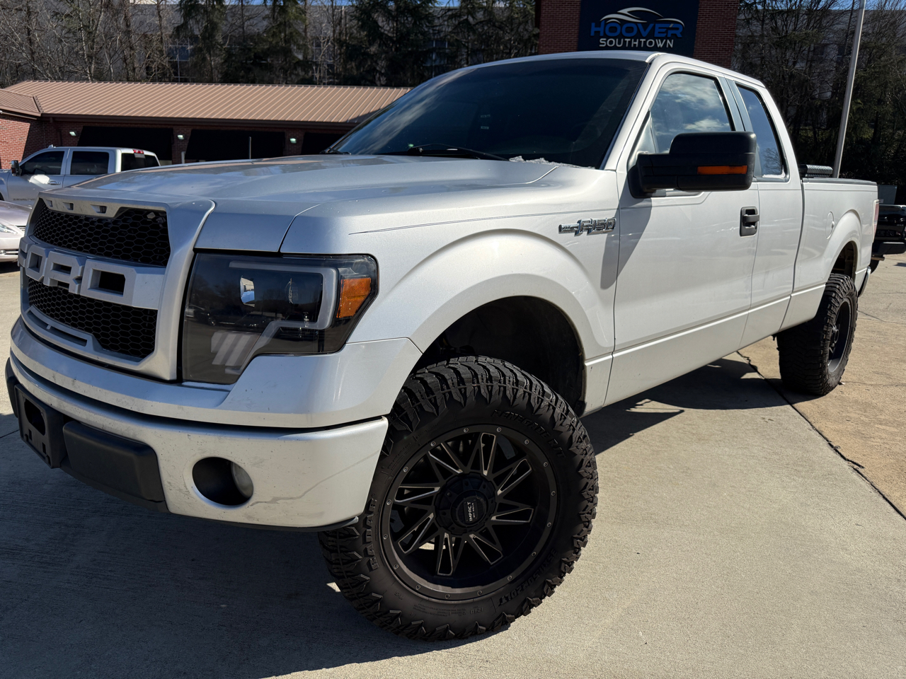 2011 Ford F-150 XLT SuperCab 8-ft. Bed 2WD