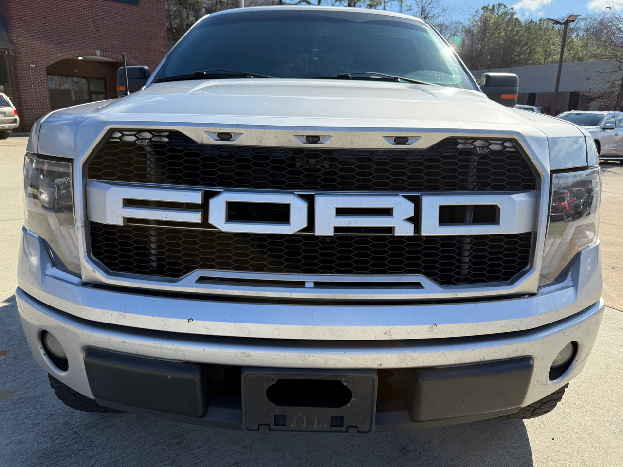 Ford F-150 XLT SuperCab 8-ft. Bed 2WD 2011