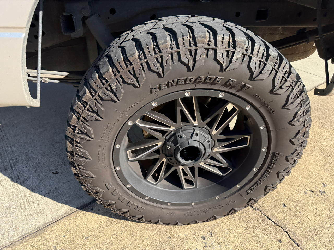 Ford F-150 XLT SuperCab 8-ft. Bed 2WD 2011