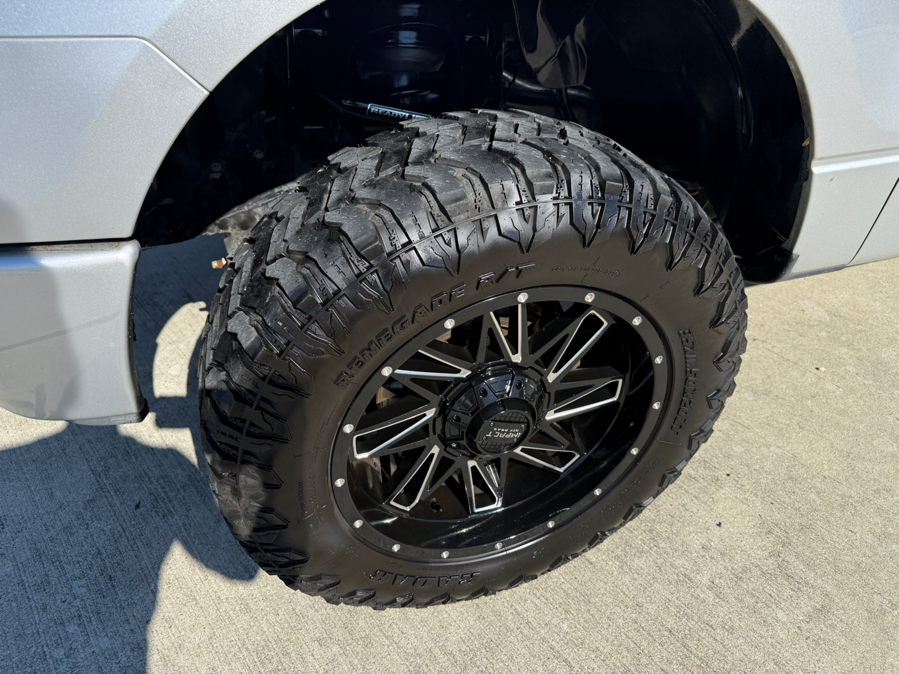 Ford F-150 XLT SuperCab 8-ft. Bed 2WD 2011