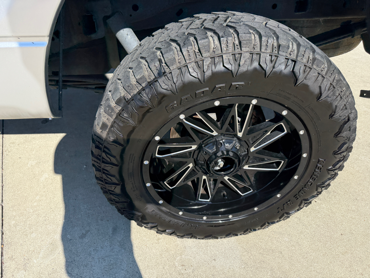 Ford F-150 XLT SuperCab 8-ft. Bed 2WD 2011