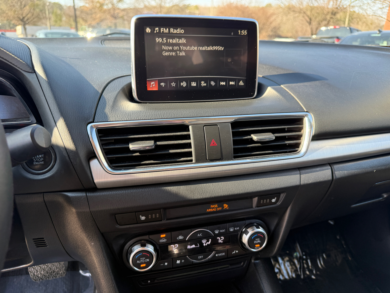 Mazda MAZDA3 s Grand Touring AT 4-Door 2015