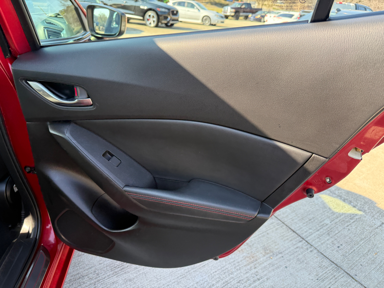 Mazda MAZDA3 s Grand Touring AT 4-Door 2015