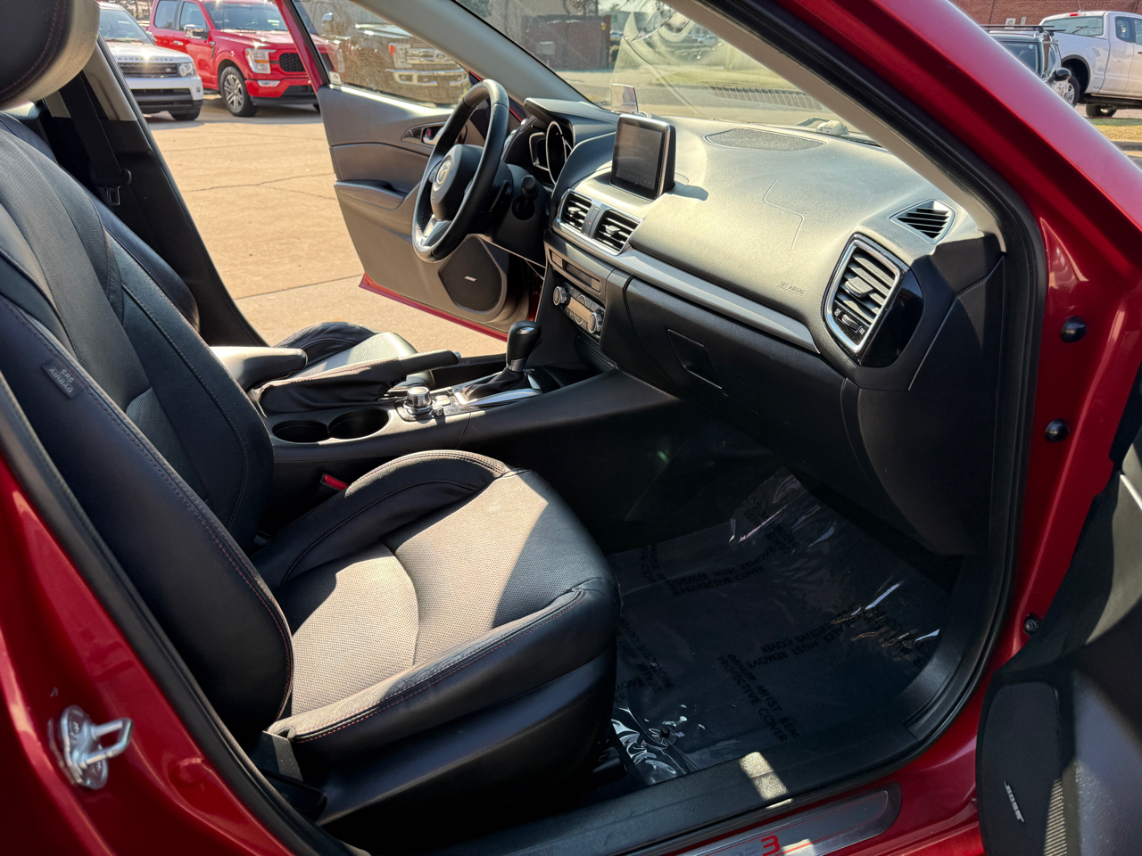 Mazda MAZDA3 s Grand Touring AT 4-Door 2015