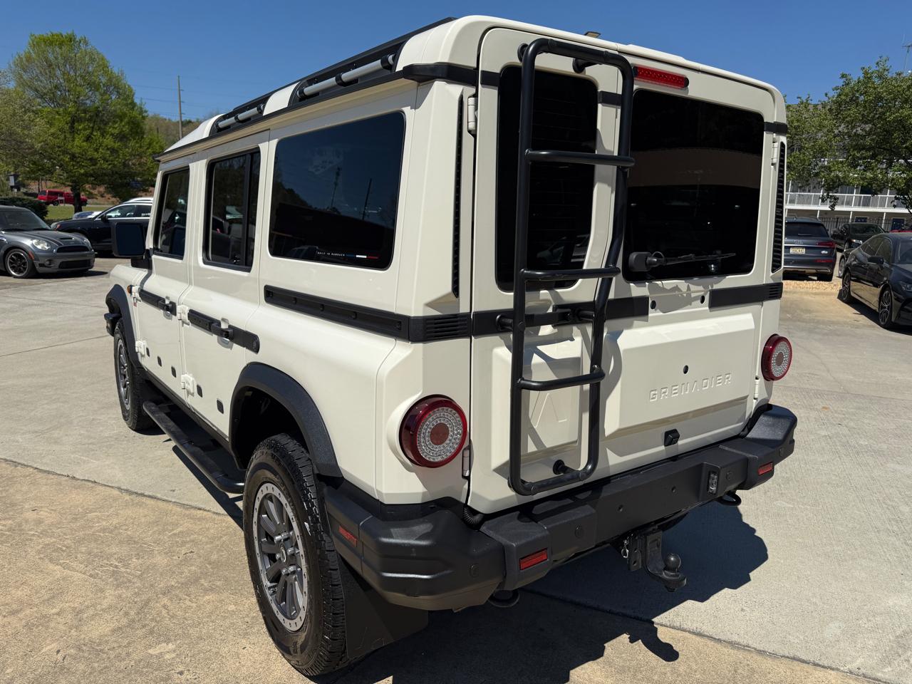 Ineos Grenadier Fieldmaster Edition AWD 2024