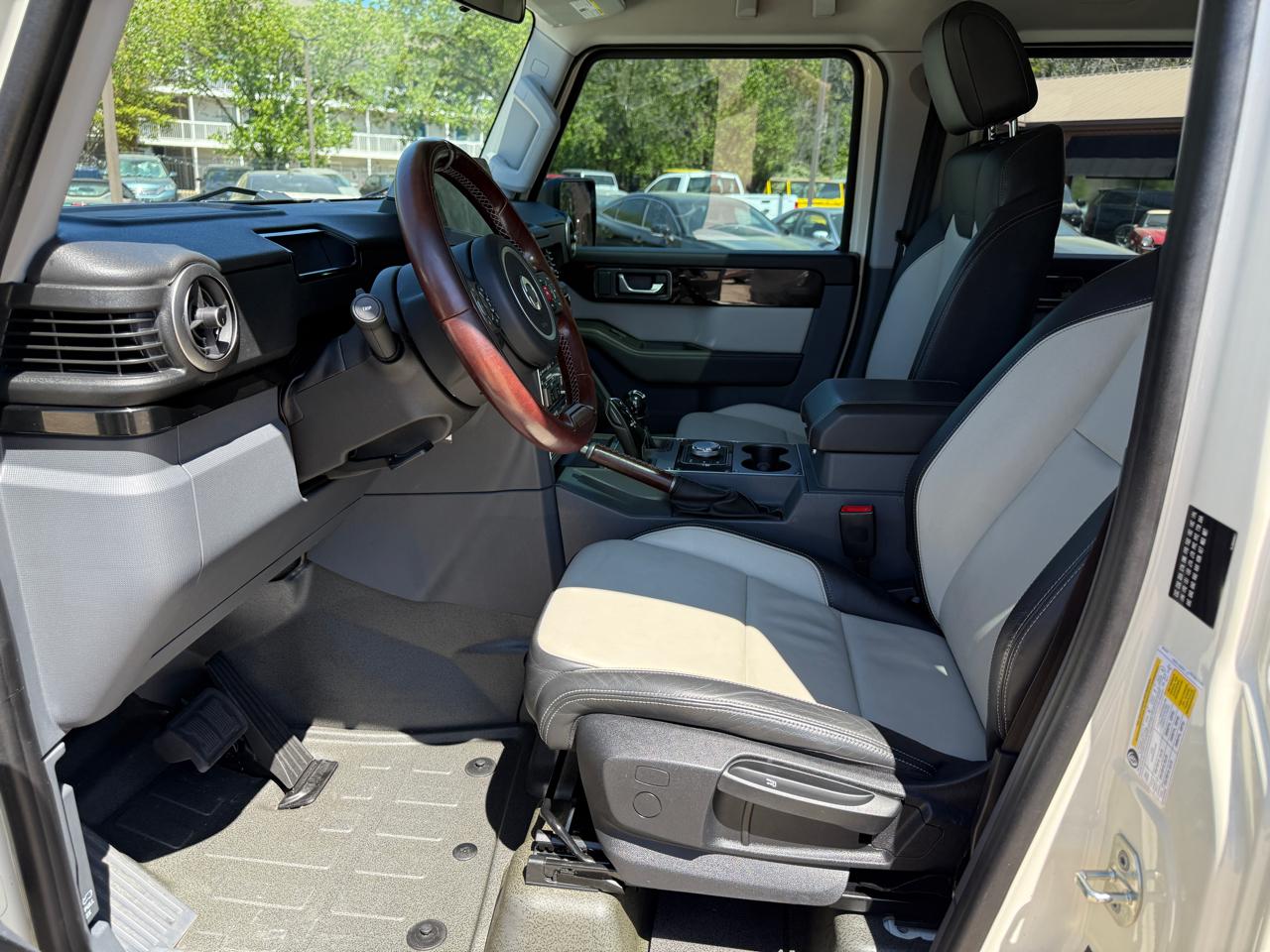 Ineos Grenadier Fieldmaster Edition AWD 2024