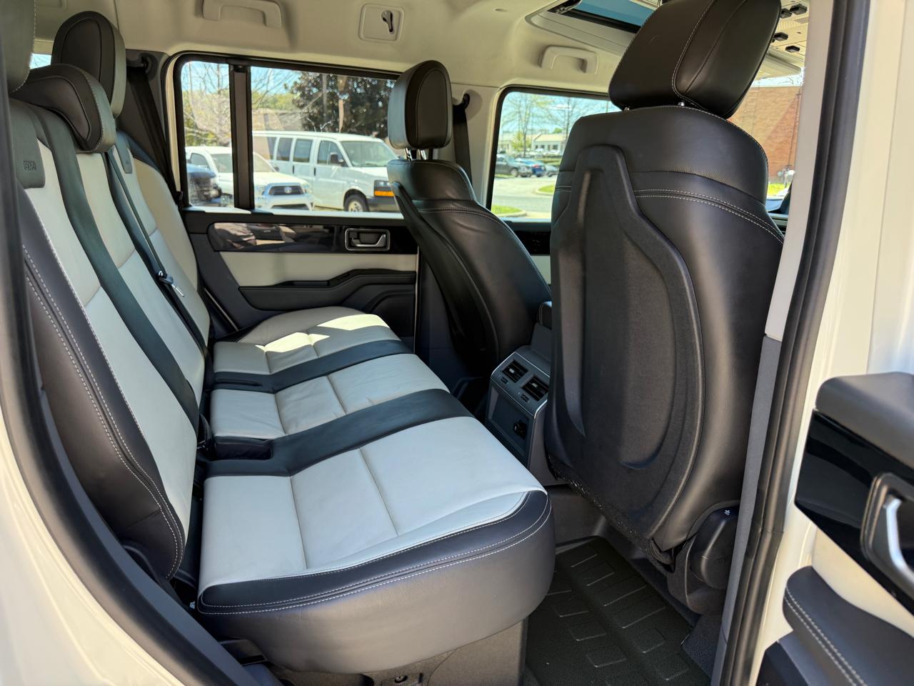 Ineos Grenadier Fieldmaster Edition AWD 2024