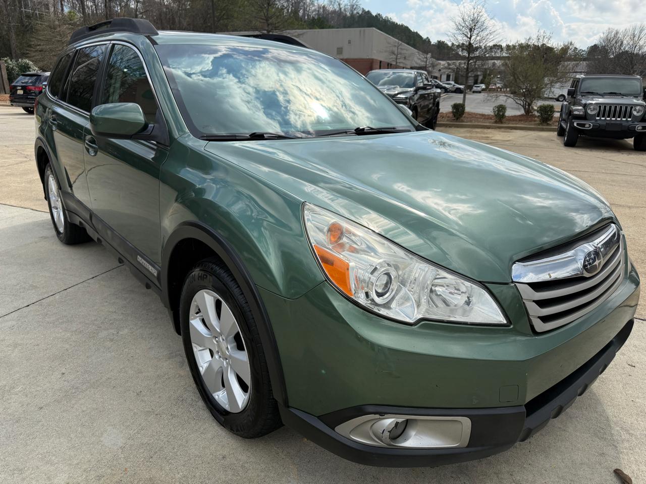 Subaru Outback 2.5i Limited 2011