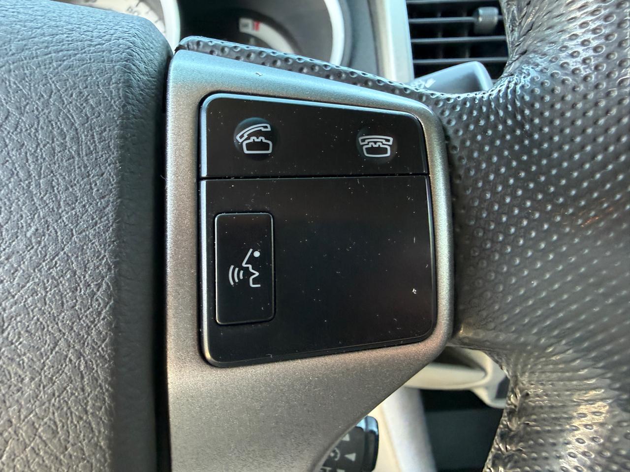 Toyota Tacoma PreRunner Double Cab Auto 2WD 2012