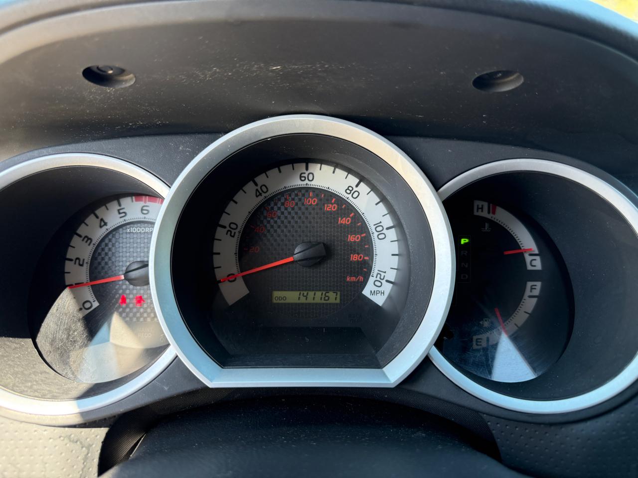 Toyota Tacoma PreRunner Double Cab Auto 2WD 2012