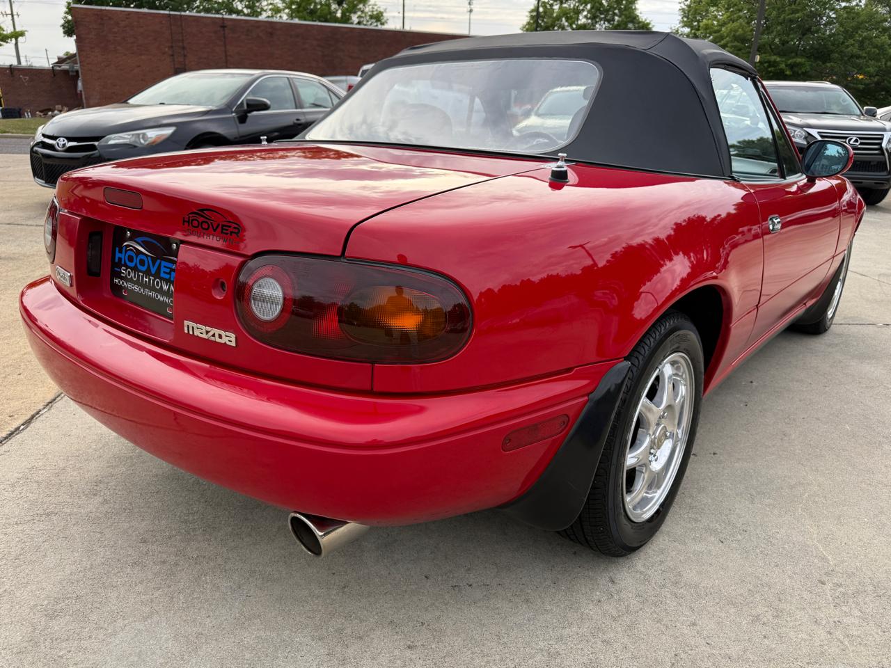 Mazda MX-5 Miata Base 1992