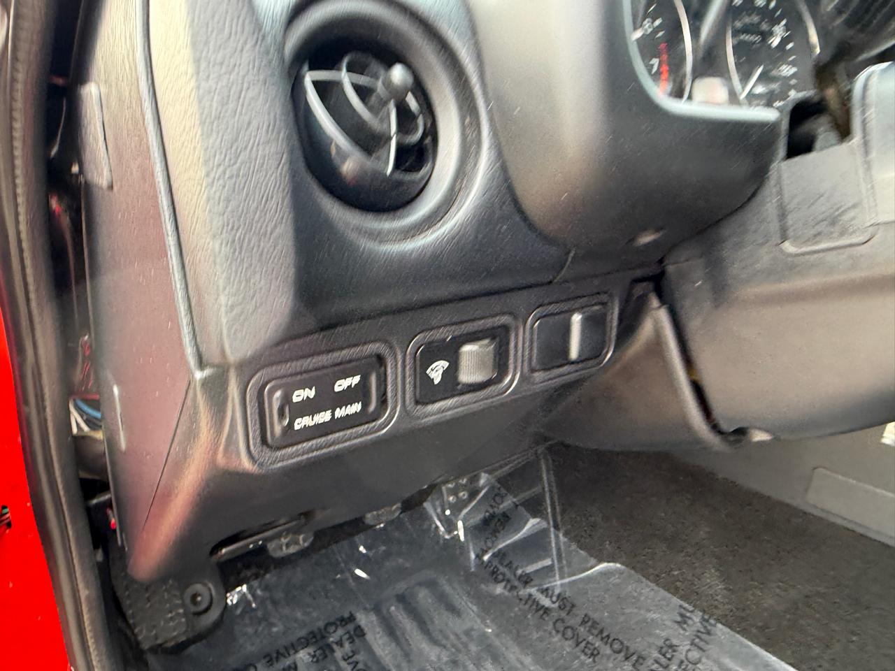 Mazda MX-5 Miata Base 1992