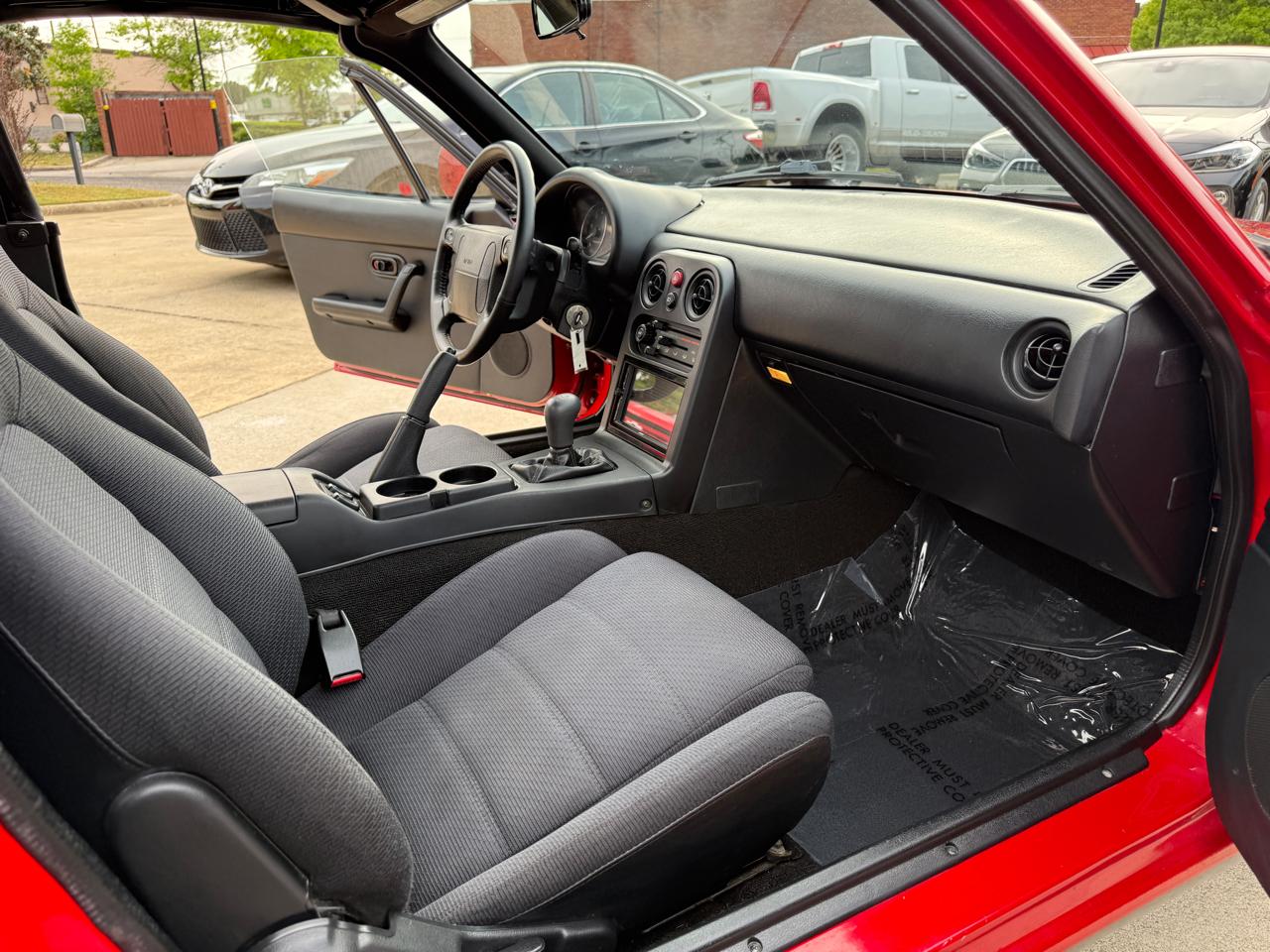 Mazda MX-5 Miata Base 1992