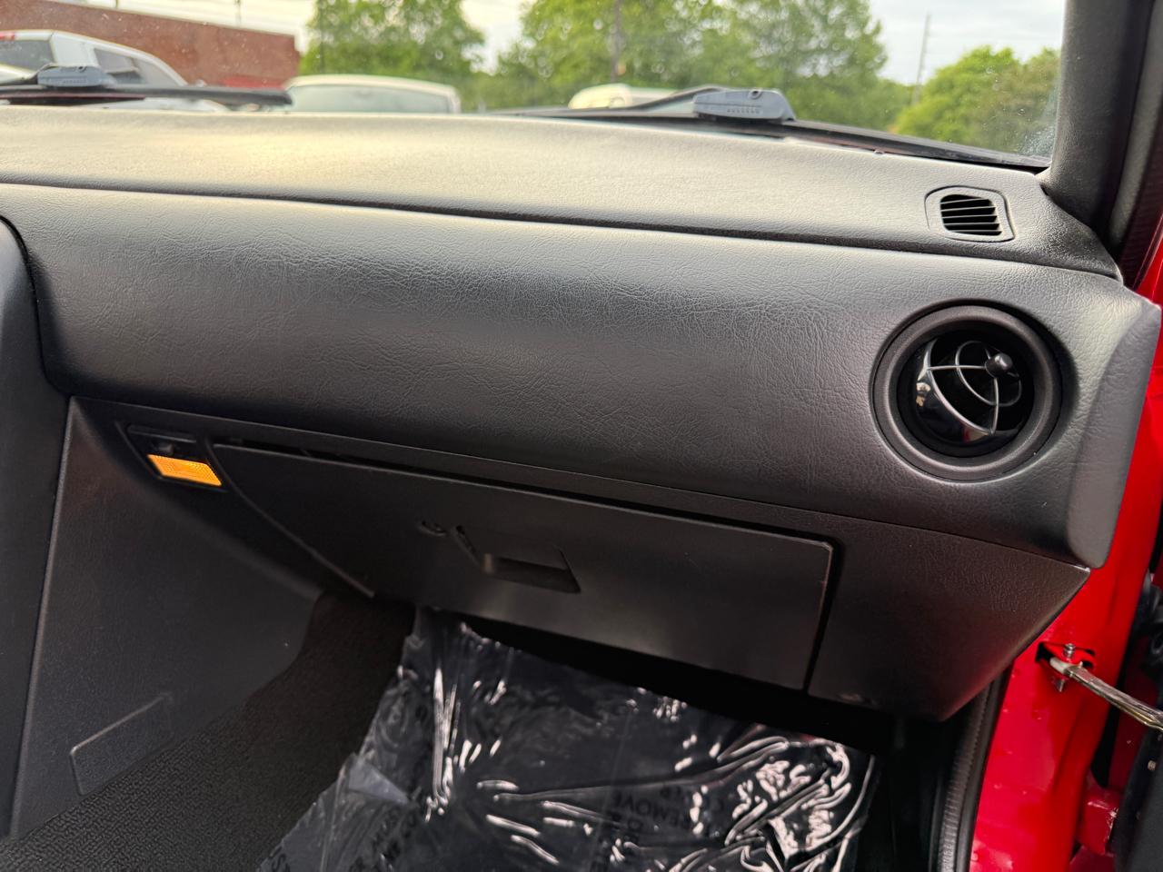 Mazda MX-5 Miata Base 1992