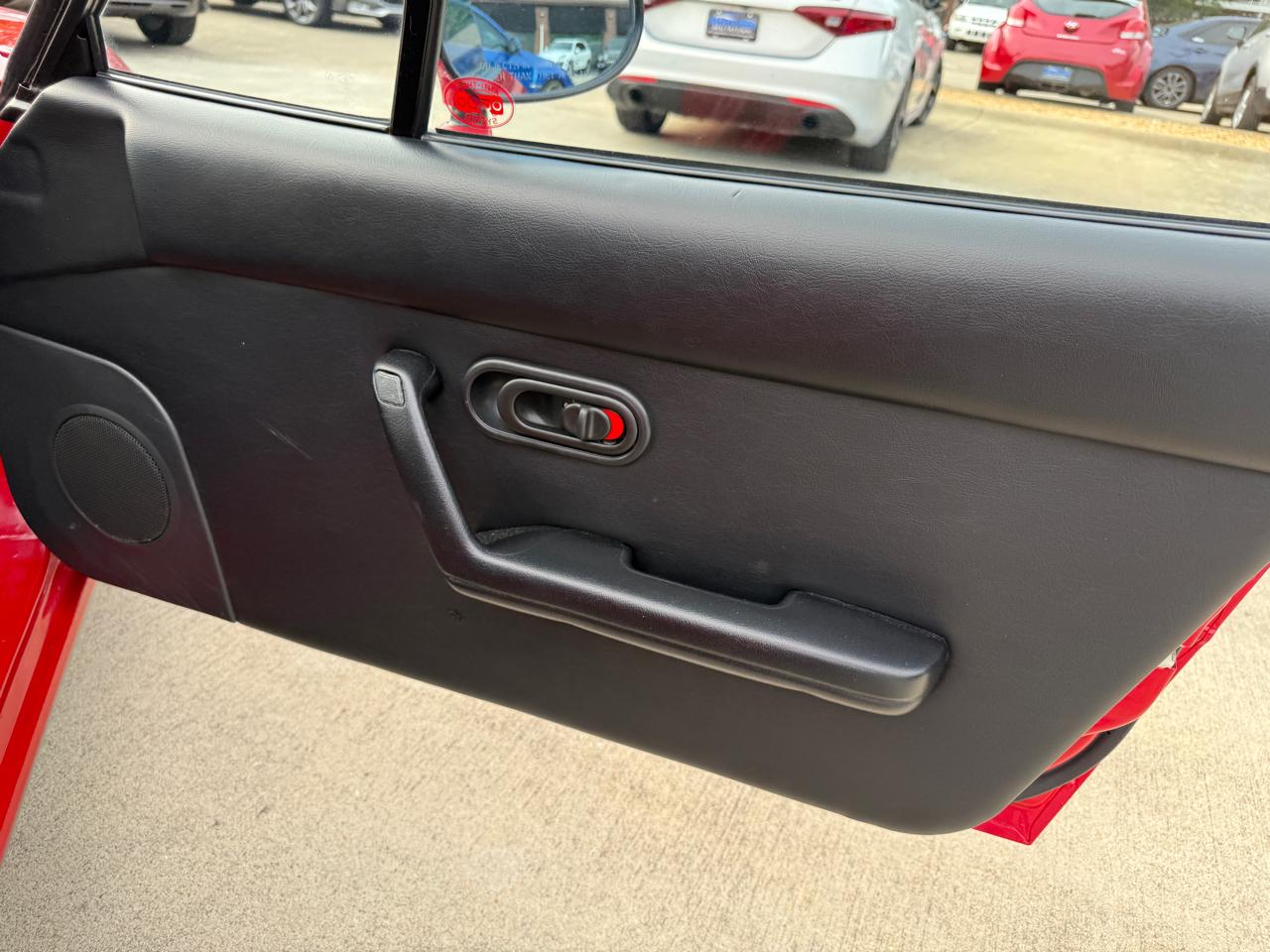 Mazda MX-5 Miata Base 1992