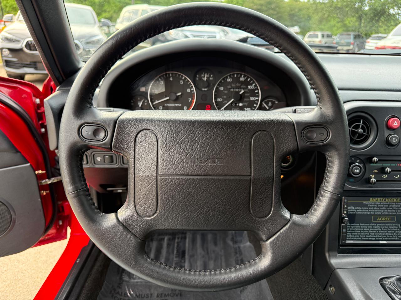 Mazda MX-5 Miata Base 1992