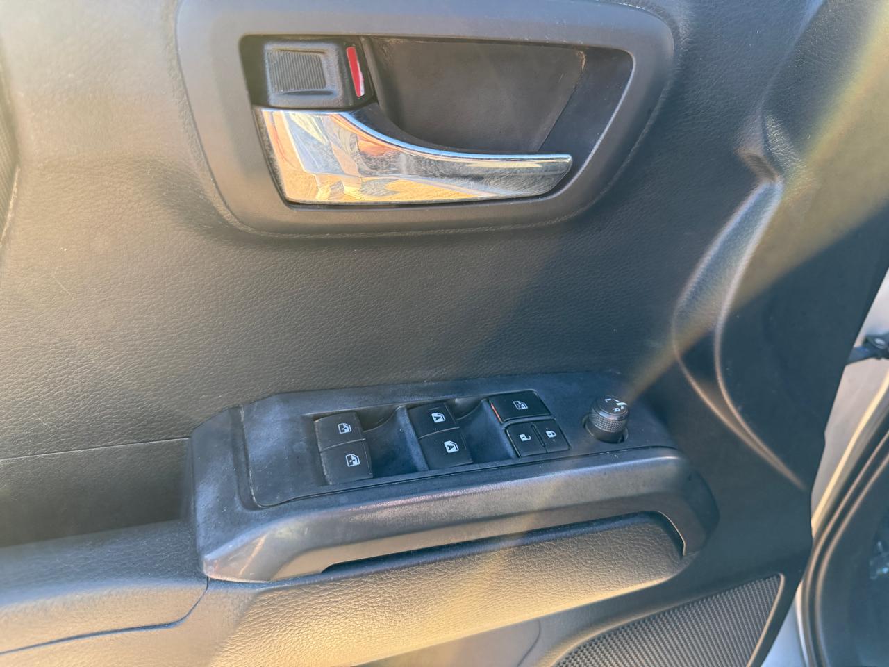 Toyota Tacoma TRD Off Road Double Cab 5' Bed V6 4x4 AT (Natl) 2019