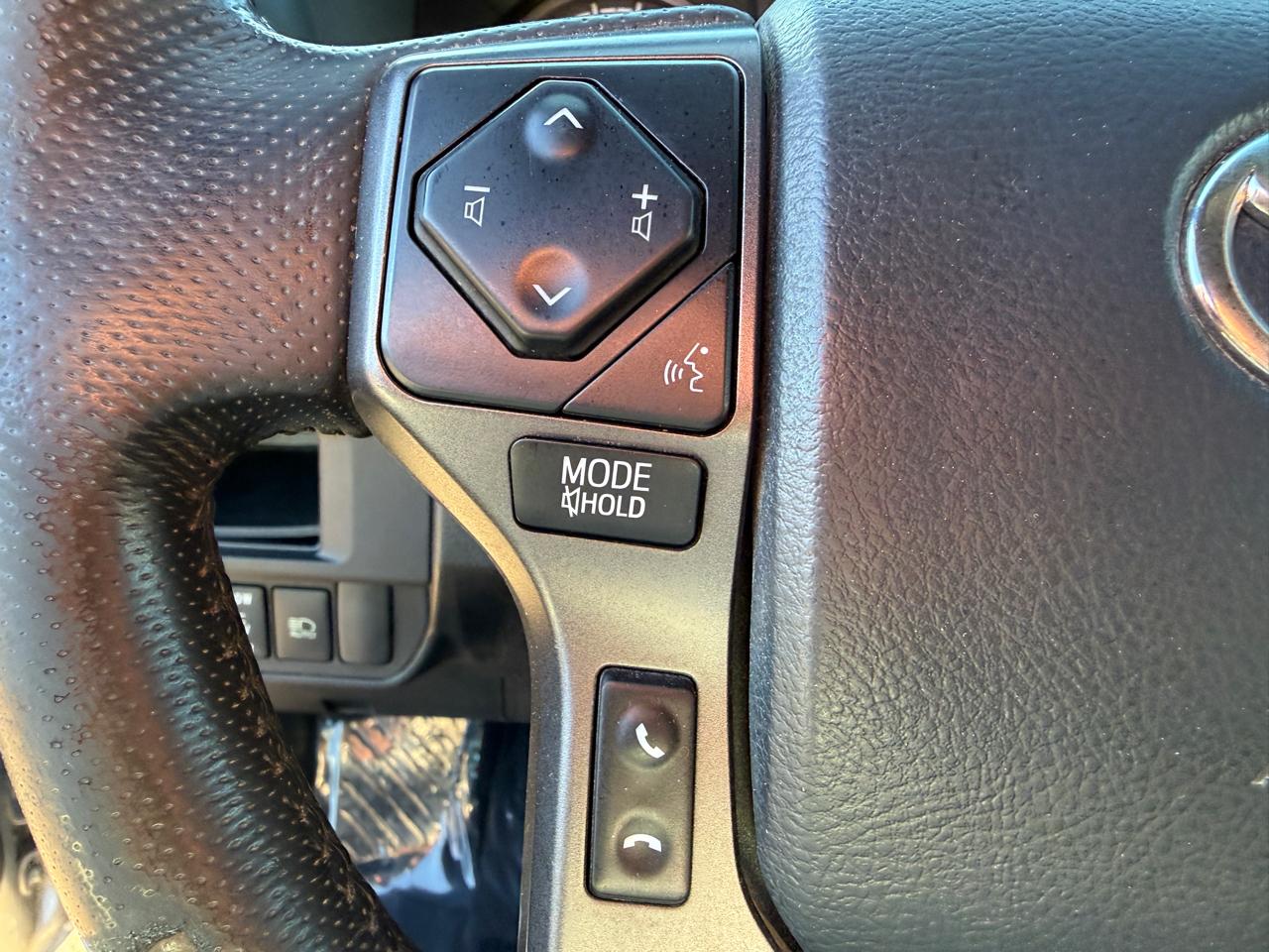 Toyota Tacoma TRD Off Road Double Cab 5' Bed V6 4x4 AT (Natl) 2019