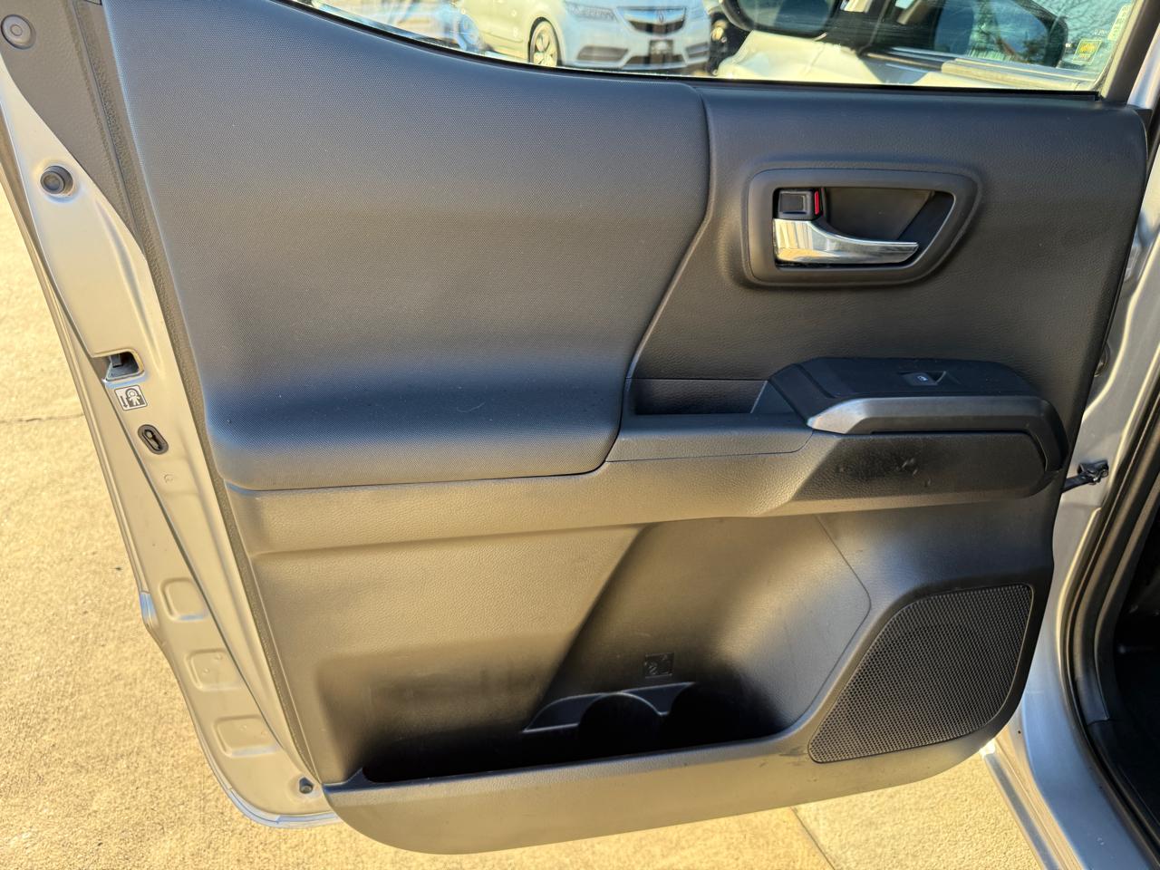 Toyota Tacoma TRD Off Road Double Cab 5' Bed V6 4x4 AT (Natl) 2019