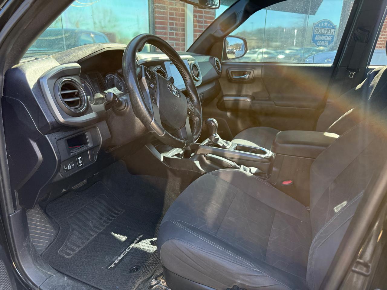 Toyota Tacoma SR5 Double Cab Long Bed V6 6AT 2WD 2016