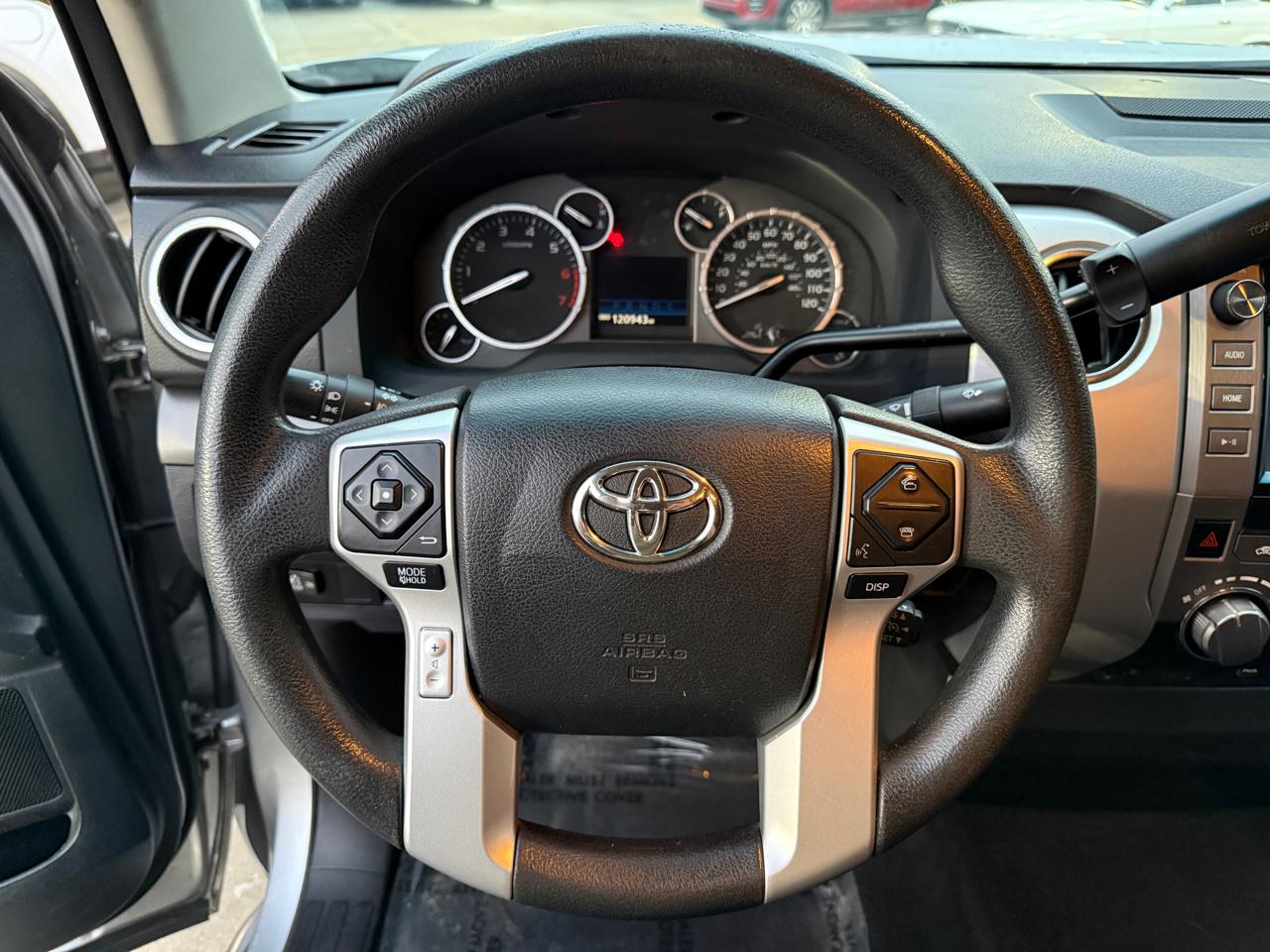 Toyota Tundra SR5 5.7L FFV V8 Double Cab 2WD 2017