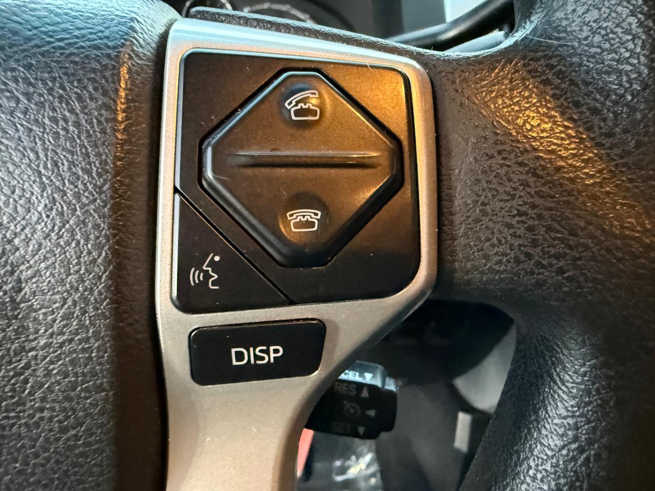 Toyota Tundra SR5 5.7L FFV V8 Double Cab 2WD 2017