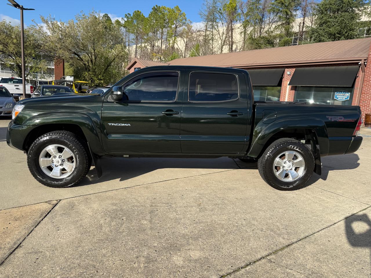 Toyota Tacoma PreRunner Double Cab V6 5AT 2WD 2014