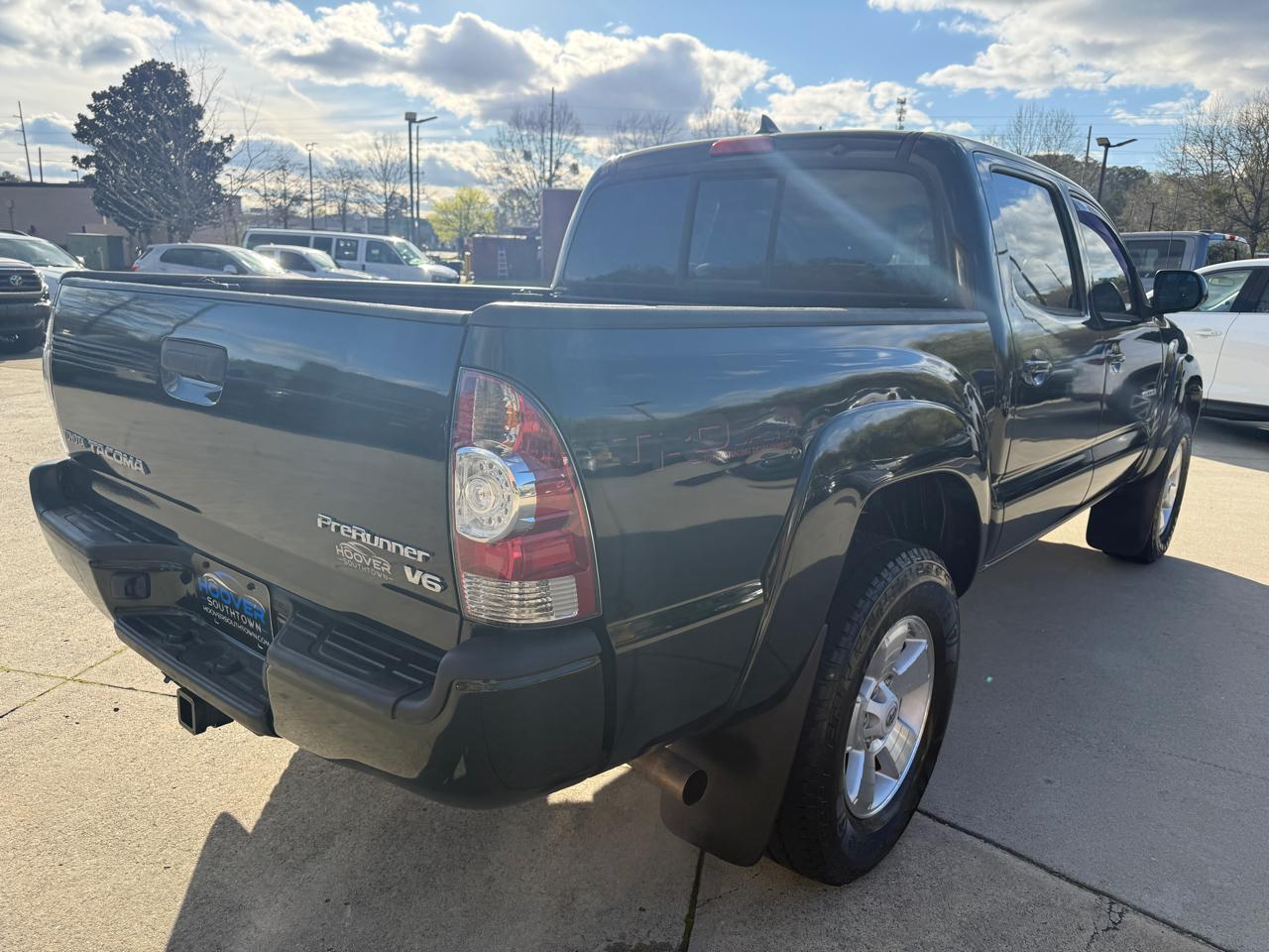 Toyota Tacoma PreRunner Double Cab V6 5AT 2WD 2014
