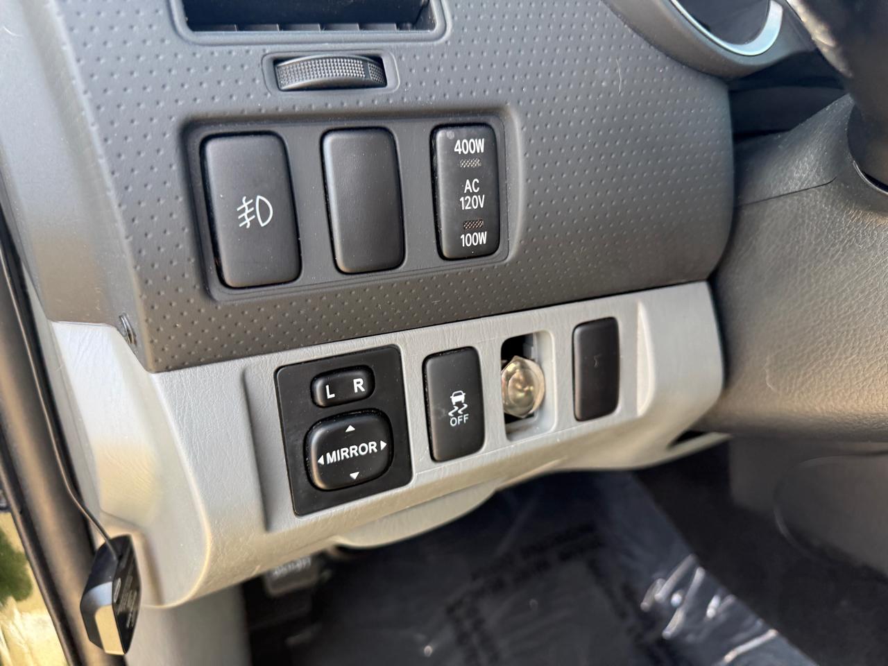 Toyota Tacoma PreRunner Double Cab V6 5AT 2WD 2014