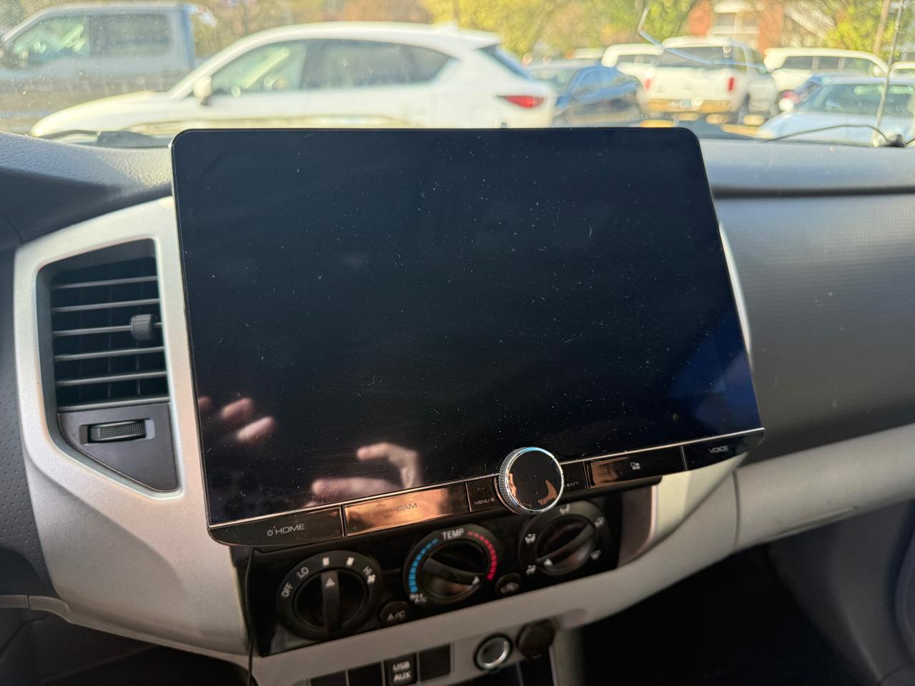 Toyota Tacoma PreRunner Double Cab V6 5AT 2WD 2014