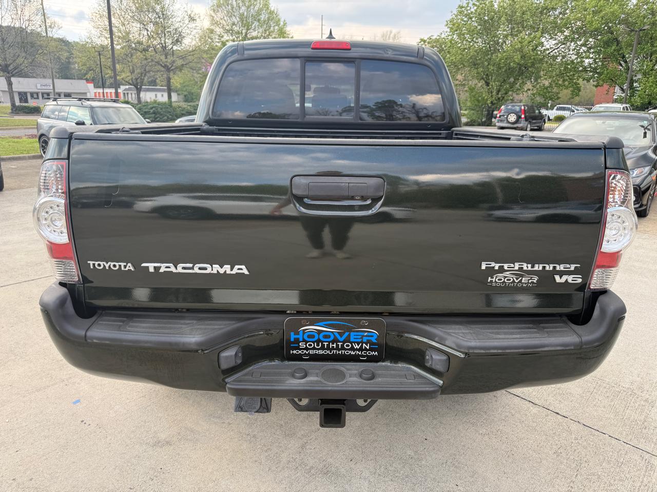 Toyota Tacoma PreRunner Double Cab V6 5AT 2WD 2014