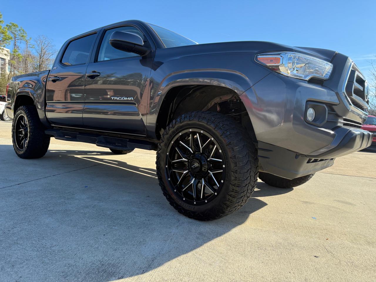 Toyota Tacoma SR5 Double Cab I4 2WD 2022