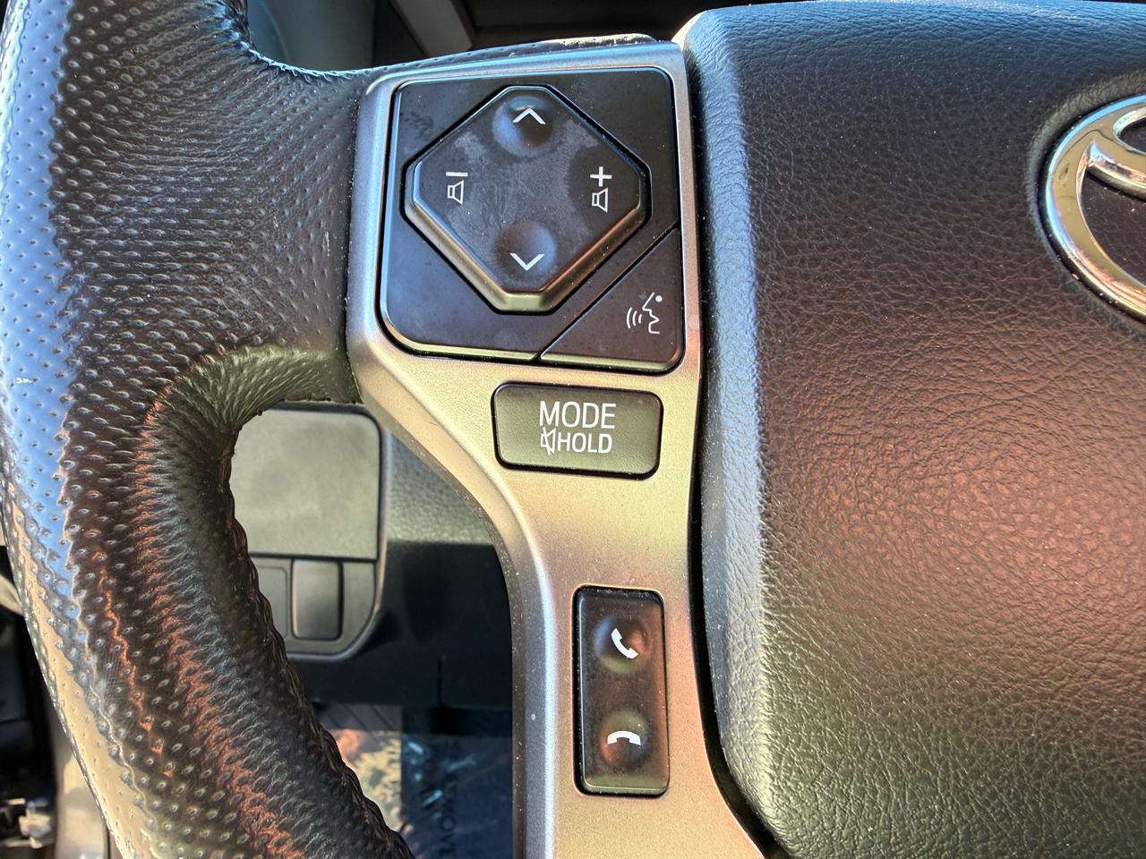 Toyota Tacoma SR5 Double Cab I4 2WD 2022