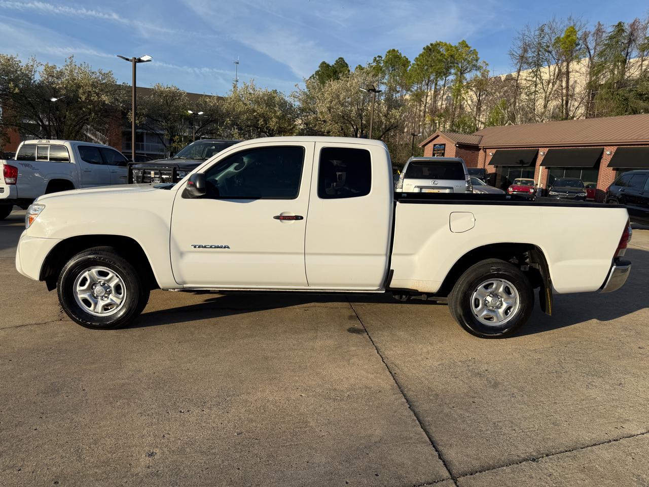 Toyota Tacoma Access Cab I4 4AT 2WD 2014