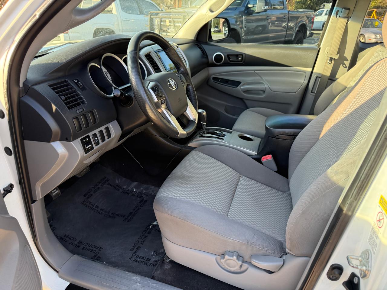 Toyota Tacoma Access Cab I4 4AT 2WD 2014