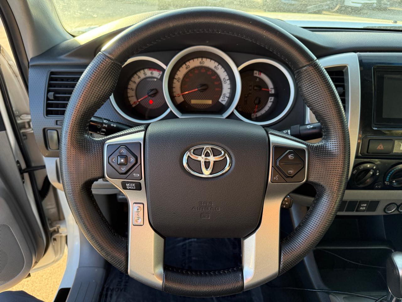 Toyota Tacoma Access Cab I4 4AT 2WD 2014