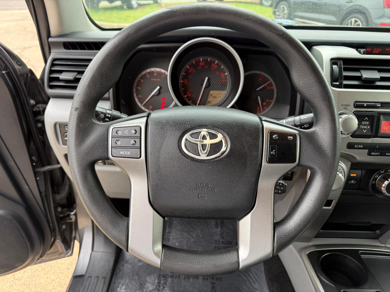 Toyota 4Runner SR5 2WD V6 2010