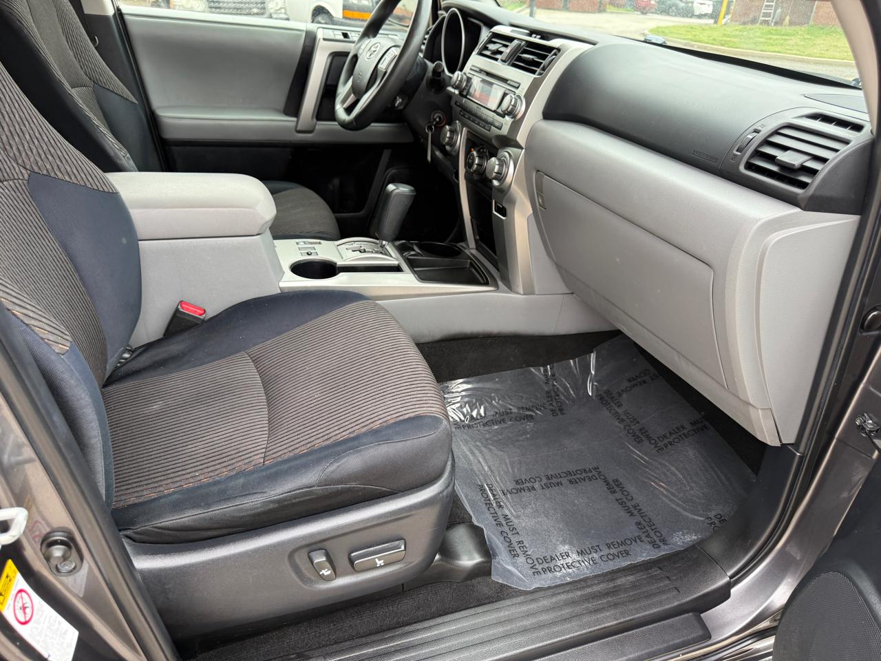 Toyota 4Runner SR5 2WD V6 2010