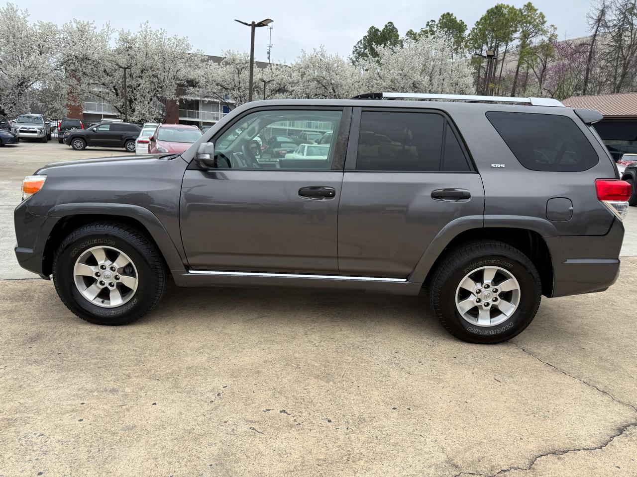 Toyota 4Runner SR5 2WD V6 2010