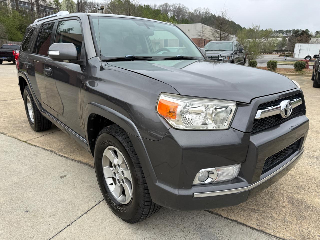 Toyota 4Runner SR5 2WD V6 2010