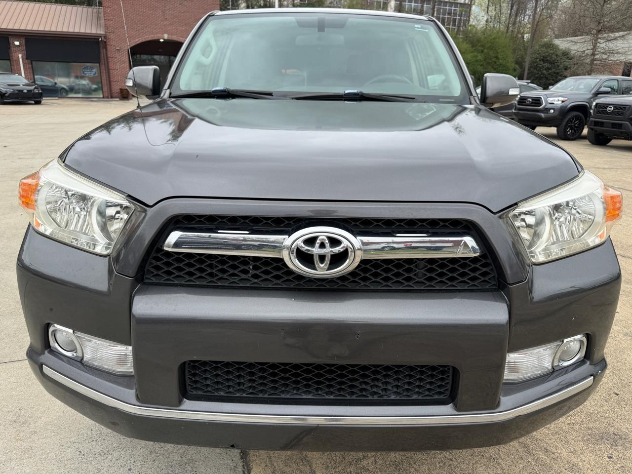 Toyota 4Runner SR5 2WD V6 2010