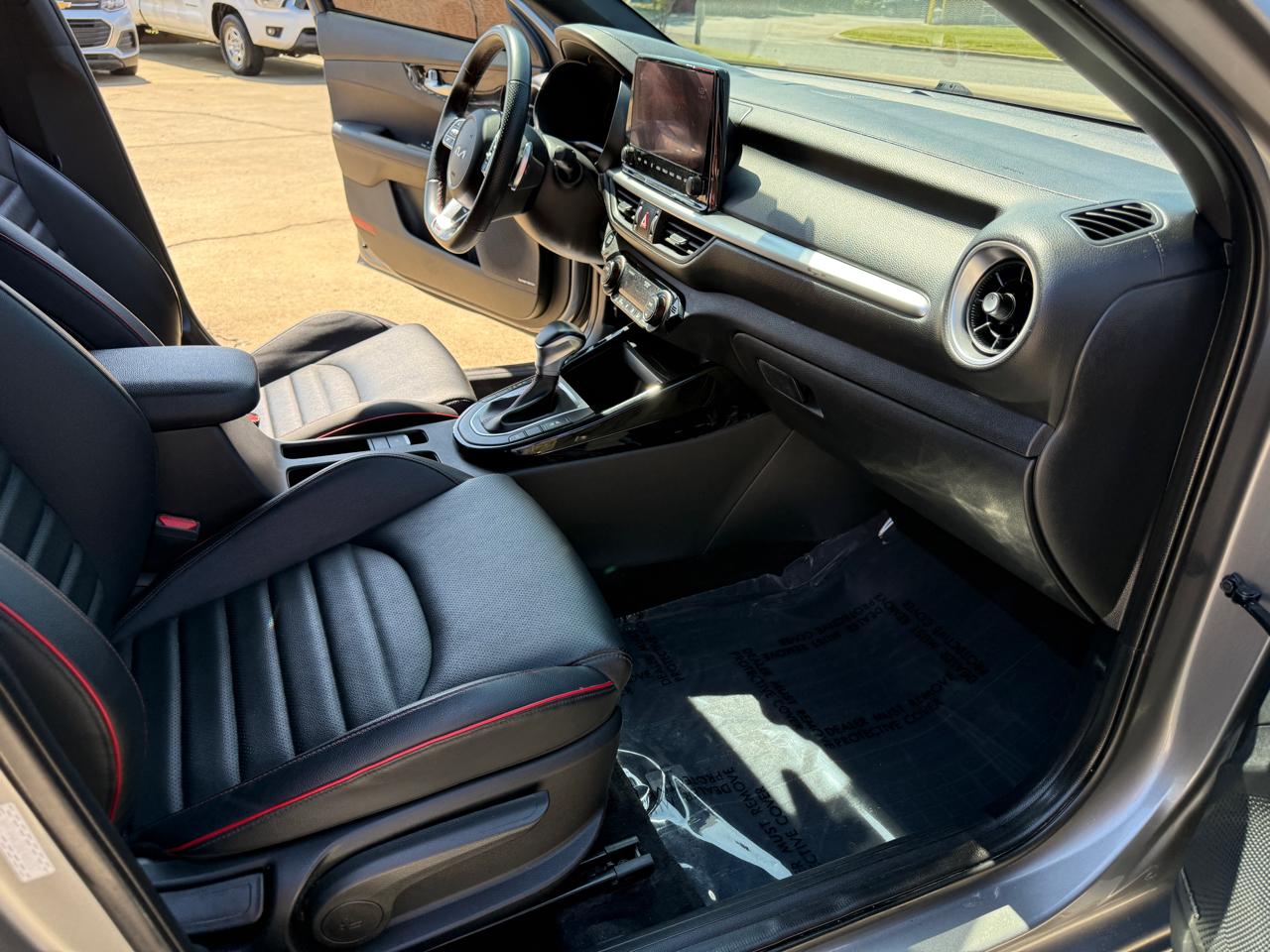 Kia Forte GT 7A 2022