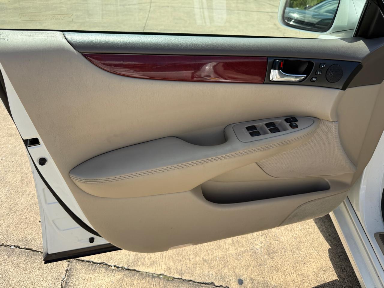 Lexus ES 300 Sedan 2003