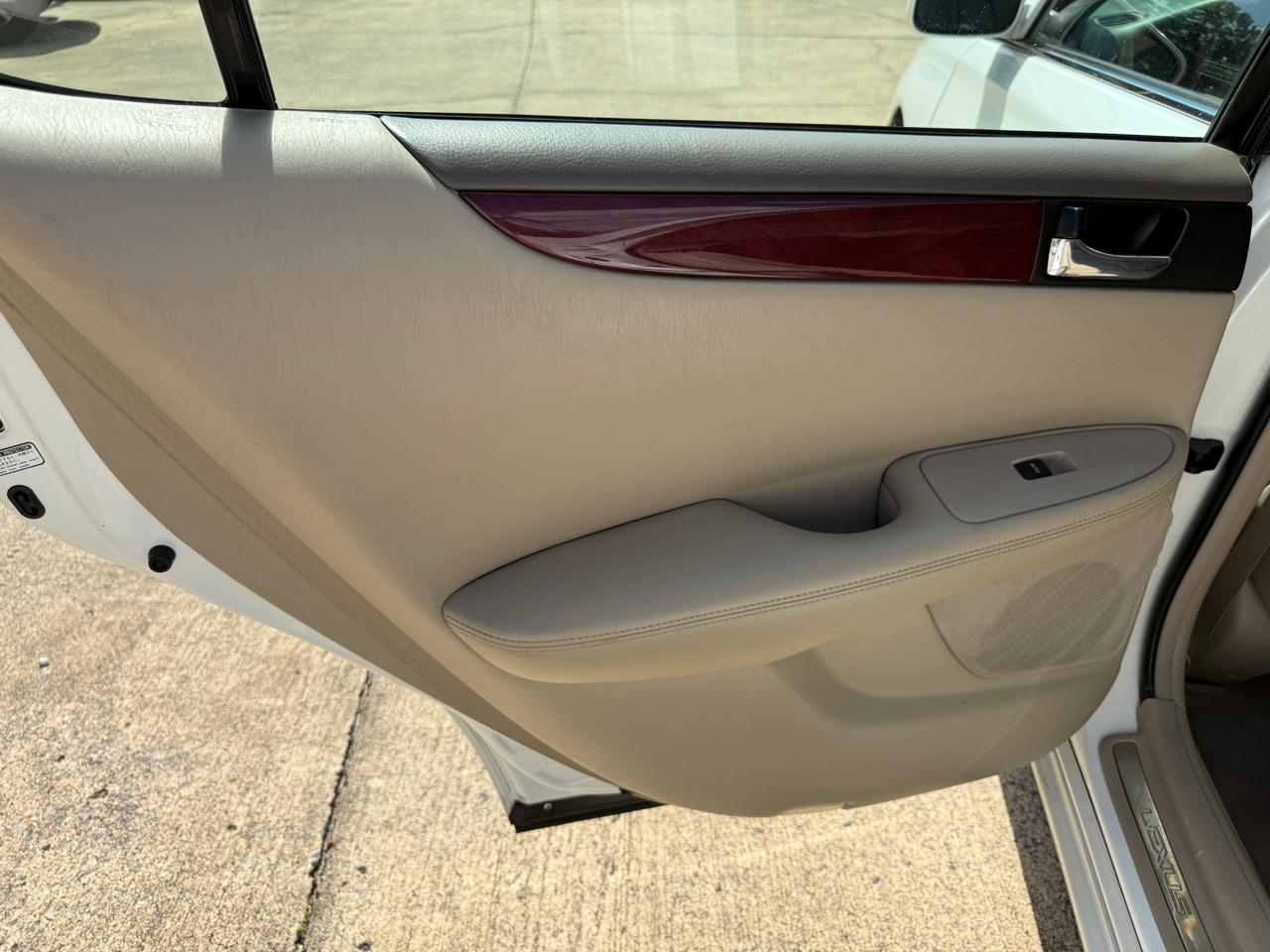 Lexus ES 300 Sedan 2003