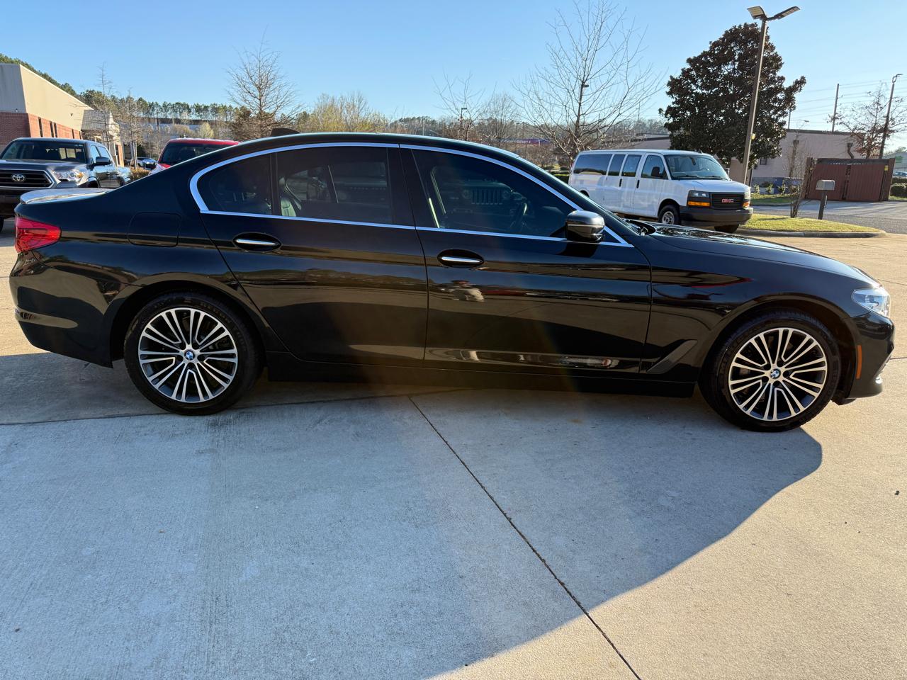 BMW 5-Series 540i 2018