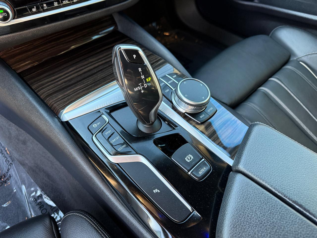 BMW 5-Series 540i 2018