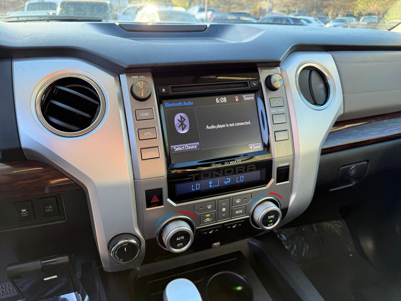 Toyota Tundra Limited 5.7L FFV CrewMax 4WD 2015