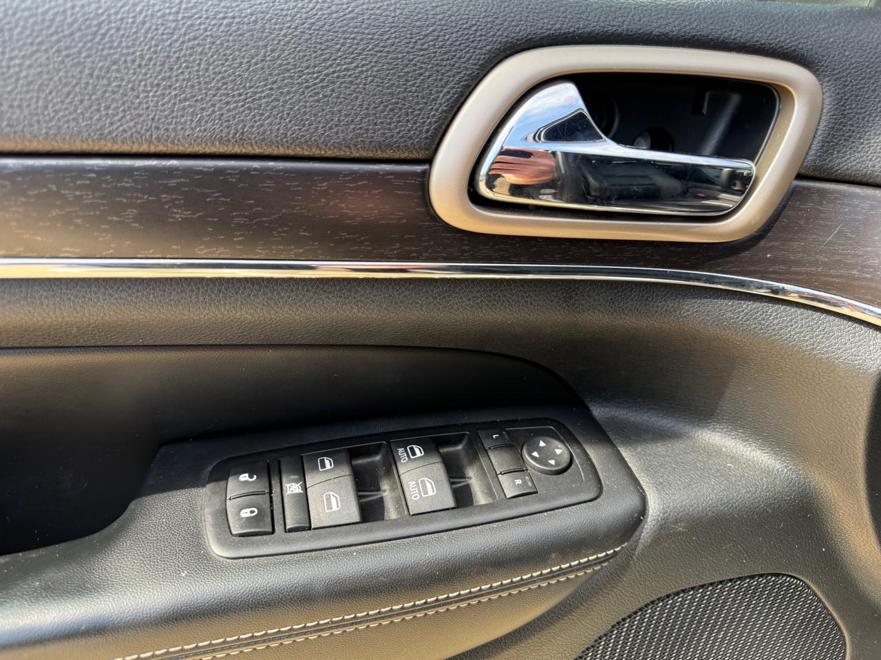 Jeep Grand Cherokee Limited 2WD 2014