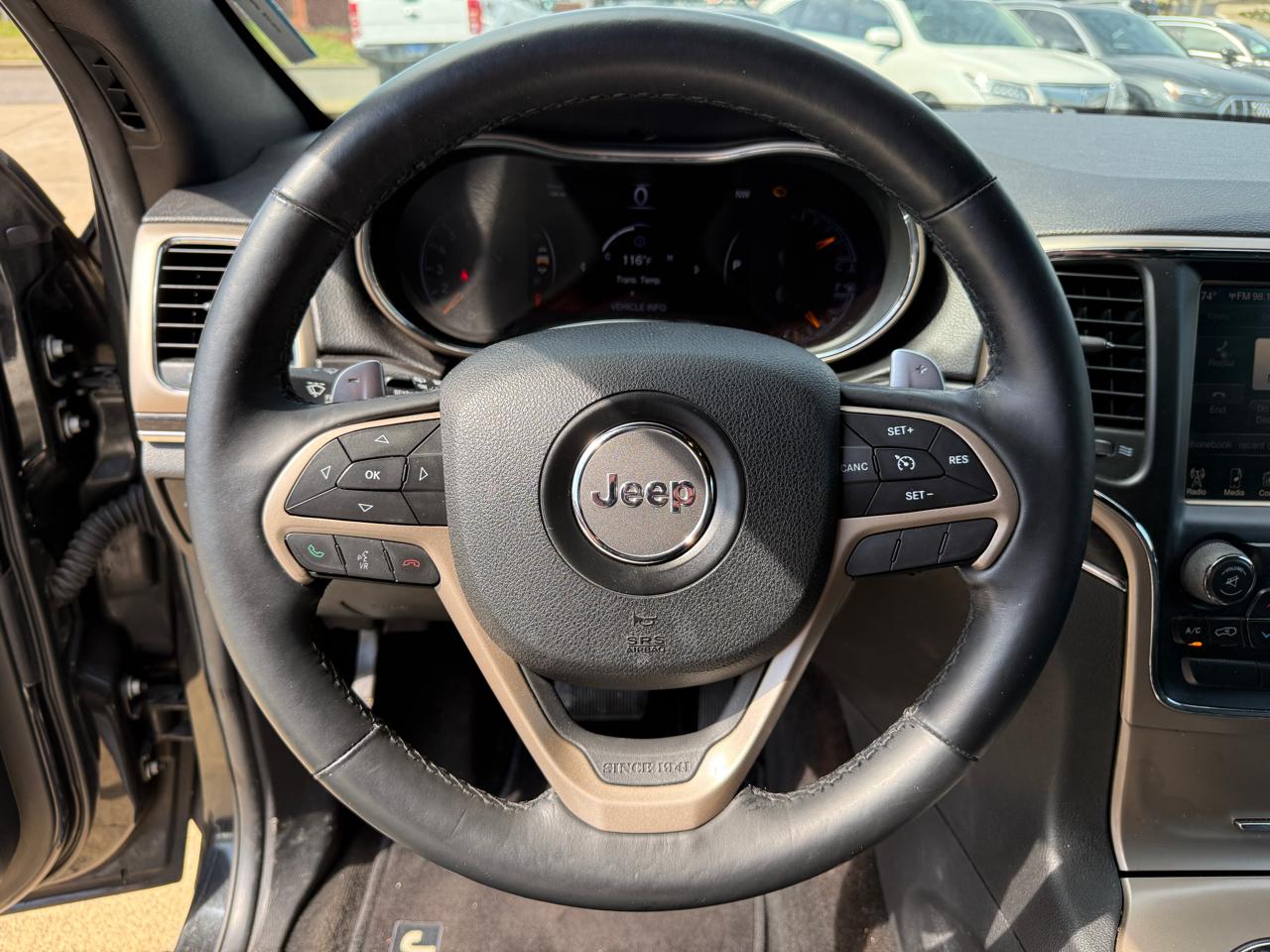 Jeep Grand Cherokee Limited 2WD 2014